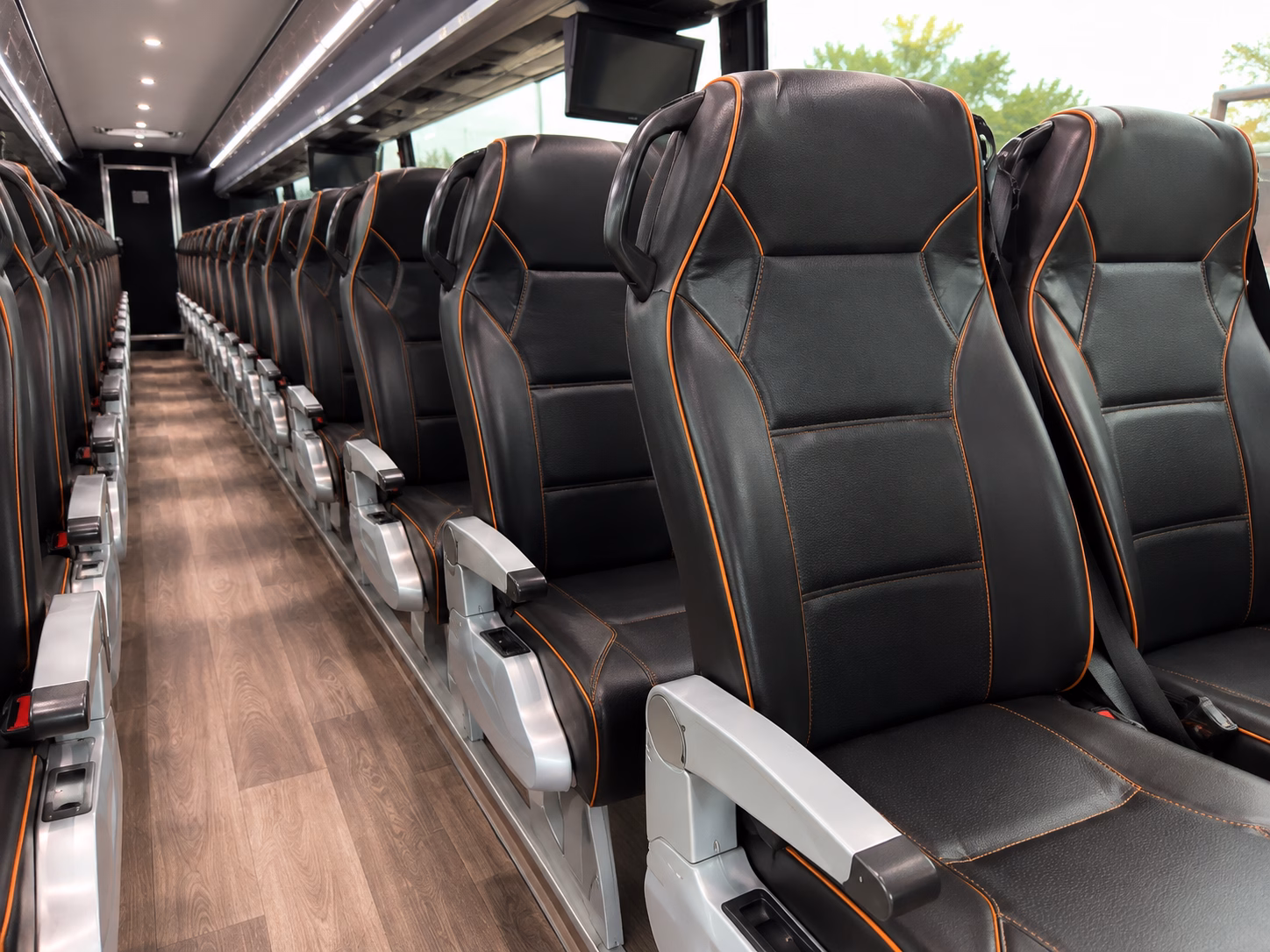 airport transfers to cak and cle for military and government travelers