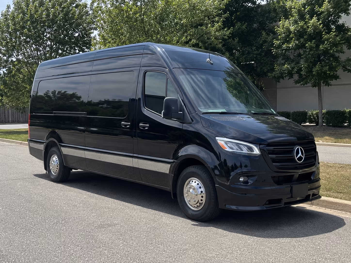 dublin get the whole group to the dance with dublin prom transportation