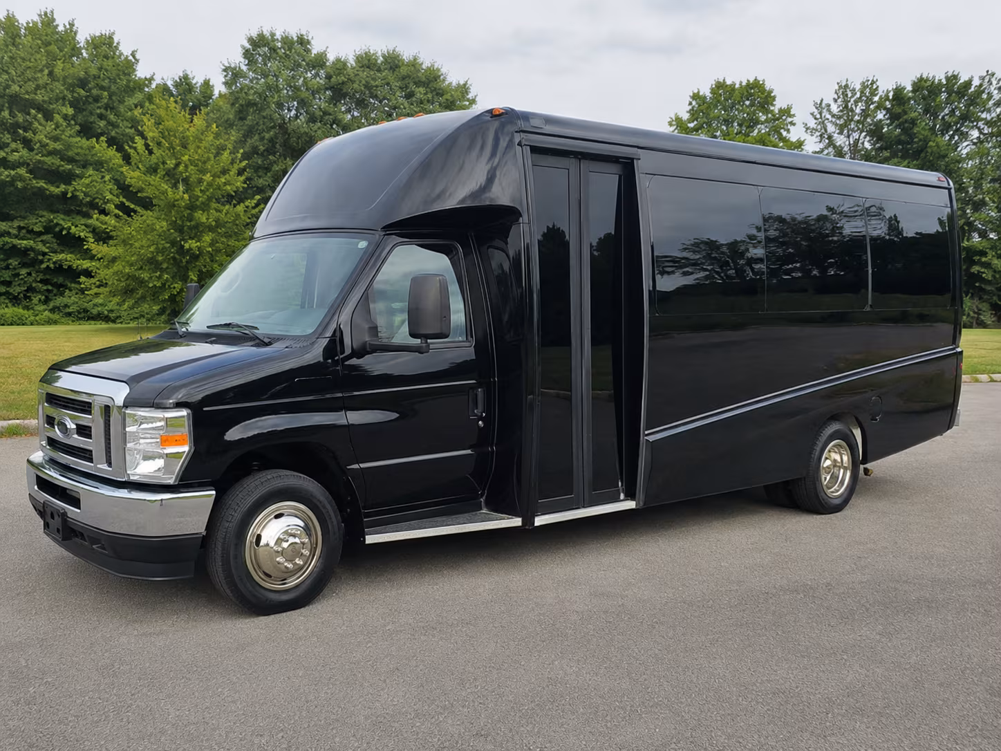 lakewood airport shuttle services in lakewood