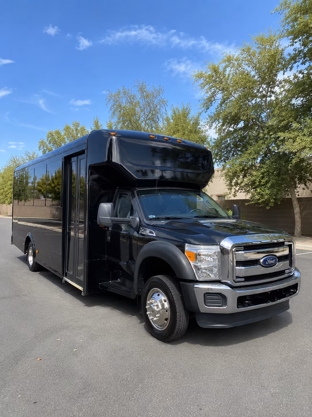 lakewood bus rentals