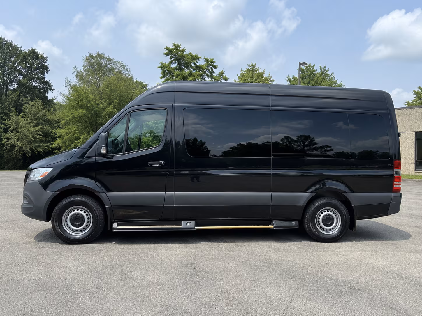 mansfield employee shuttle bus rentals in mansfield