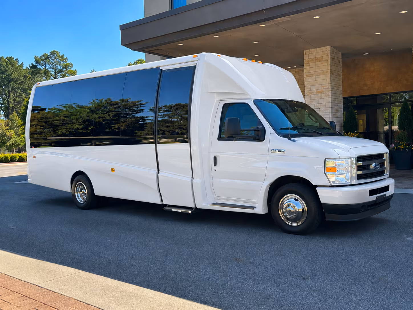through a network of bus companies find transportation to pro football hall of fame events in canton
